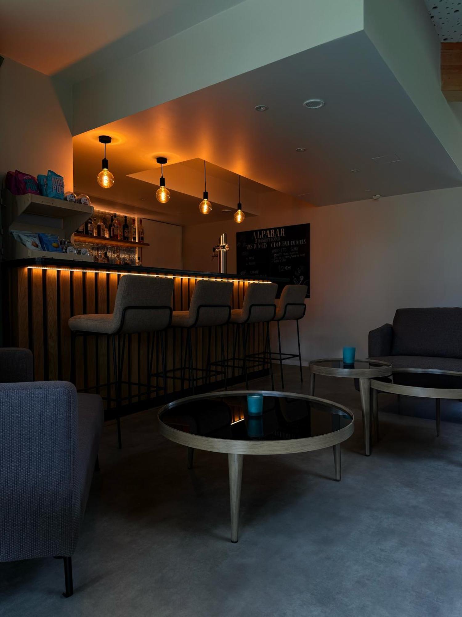 Alp Art Hotel Monthey Collombey-Muraz ภายนอก รูปภาพ